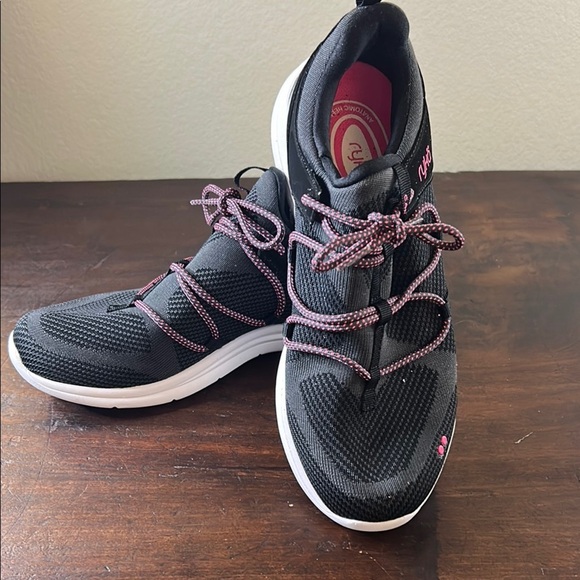 Ryka Black and Pink Athletic Shoes with Mesh Upper Sz 9W - Picture 1 of 10
